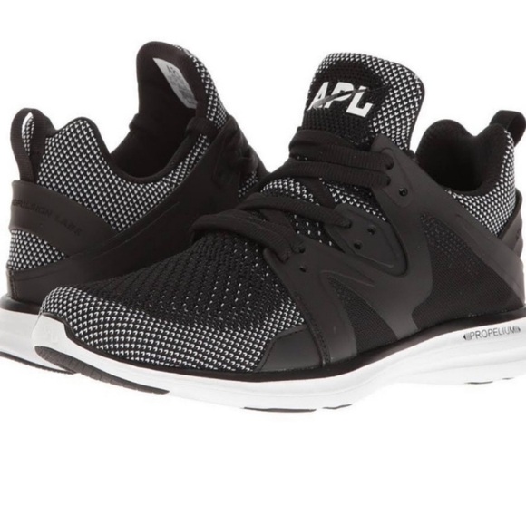 APL Black and White Women's Ascend Sneaker - Picture 1 of 16